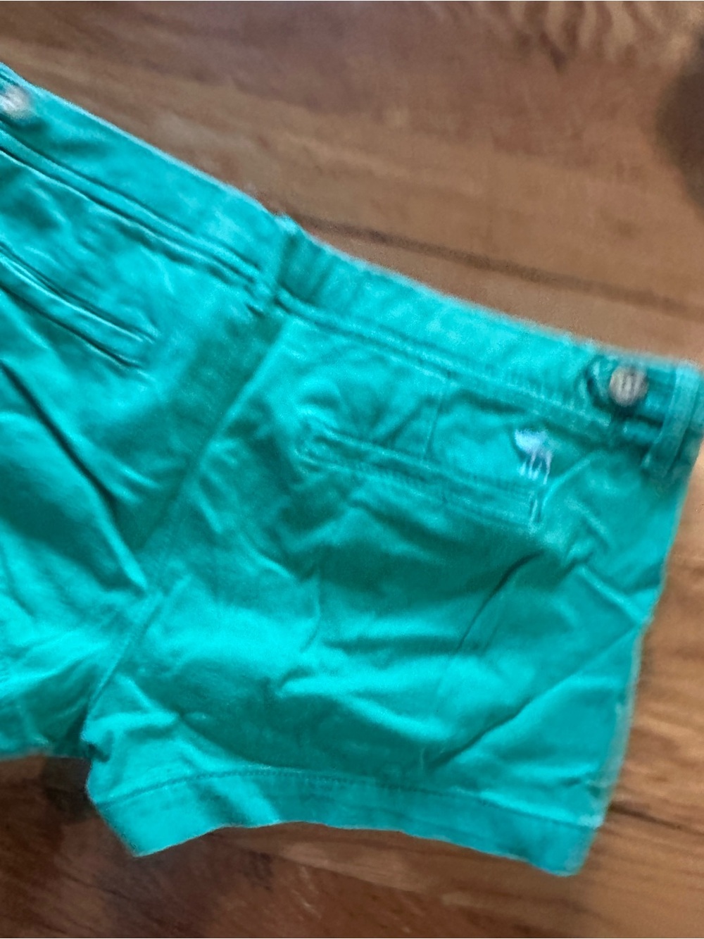 Abercrombie Green Cotton Stretch Shorts - Picture 3 of 4